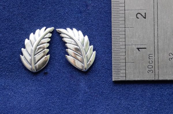 925 Sterling Silver Leaves Component 14 x 9mm ( 1 pair )