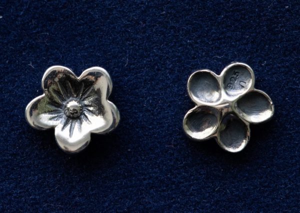 925 Sterling Silver Small Cherry Flower Component 6.9mm - Image 2