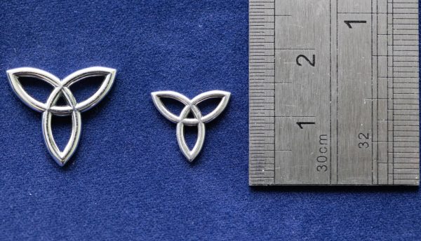 925 Sterling Silver Celtic Triangle Component - Image 2