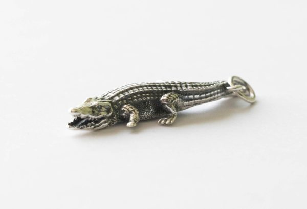 925 Sterling Silver Alligator Pendant - Image 2