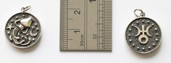 925 Sterling Silver Astrology Aquarius Pendant - Image 2