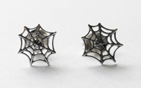925 Sterling Silver Small Spiderweb Post Earrings ( 1 pair)