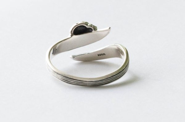 925 Sterling Silver Leaf and Ladybug Adjustable Ring - Image 2