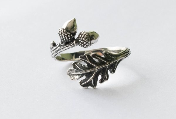 925 Sterling Silver Oak and Acorn Adjustable Ring