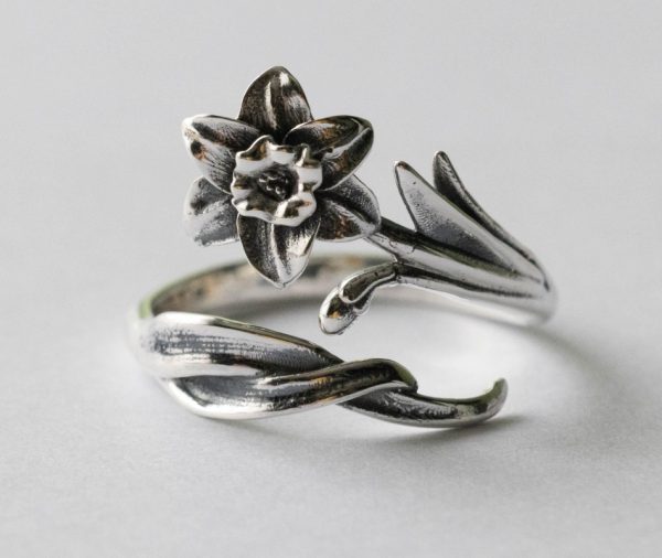 925 Sterling Silver Daffodil March Birth Flower Adjustable Ring