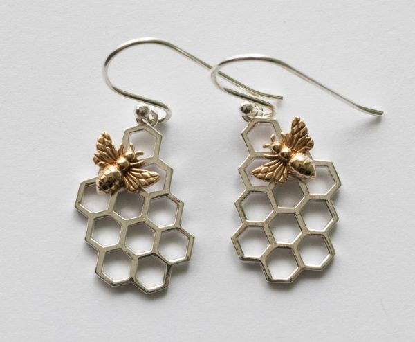 925 Sterling Silver Honeycomb with Bronze Bee Earring ( 1 pair)