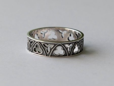 925 Sterling Silver Gothic Window Band Ring
