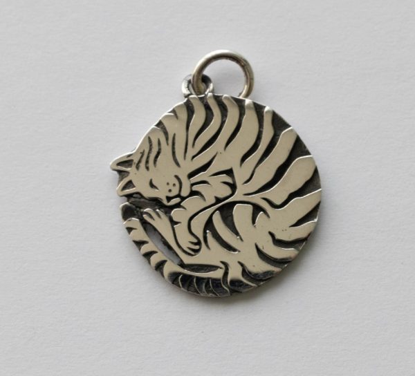925 Sterling Silver Curled Cat Charm