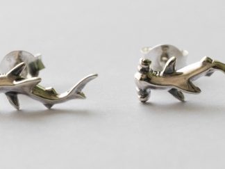 925 Sterling Silver Small Hammerhead Shark Post Earrings ( 1 pair )