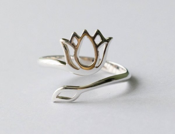 925 Sterling Silver Lotus Design Adjustable Ring