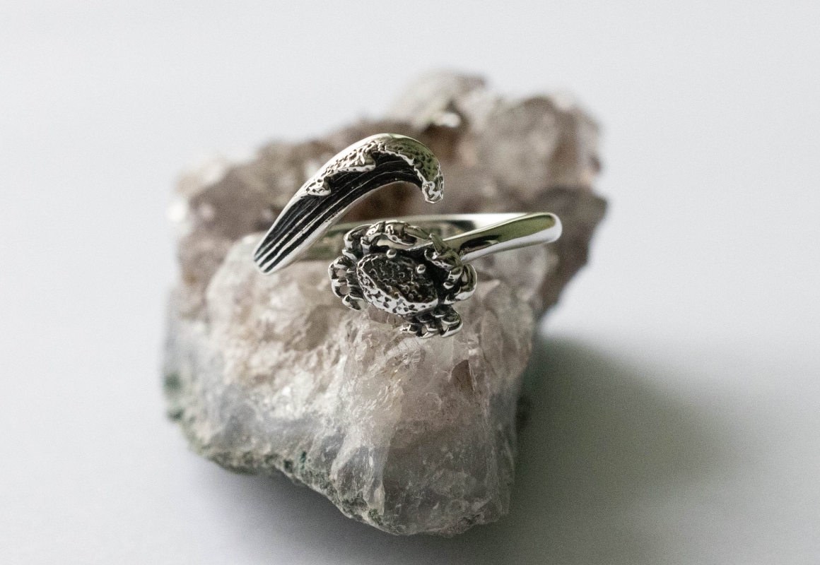 925 Sterling Silver Wave and Crab Adjustable Ring - Image 3
