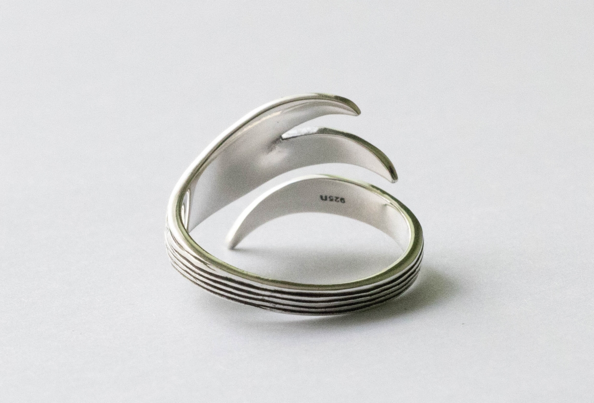925 Sterling Silver Long Leaf Adjustable Ring - Image 2