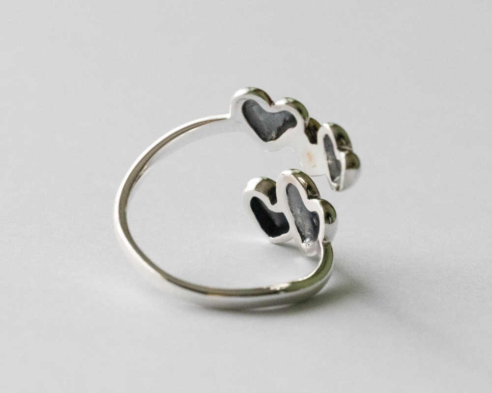 925 Sterling Silver and Bronze Five Hearts Adjustable Ring - Image 3
