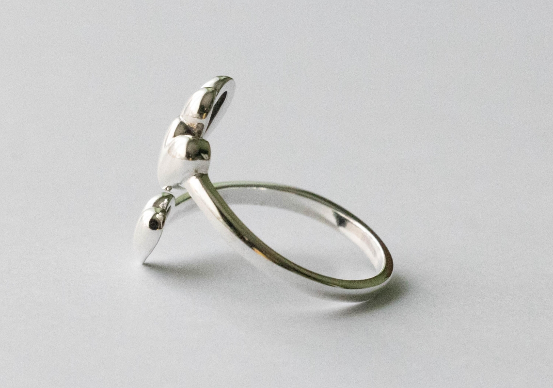 925 Sterling Silver Three Hearts Adjustable Ring - Image 4