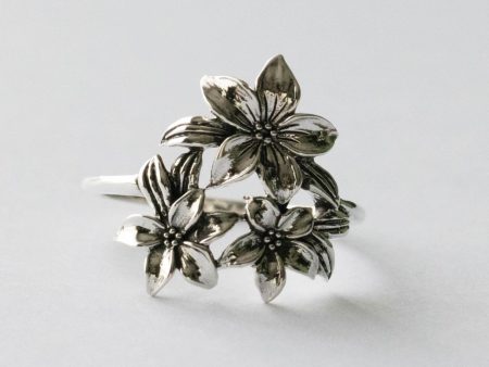 925 Sterling Silver Flower Cluster Ring