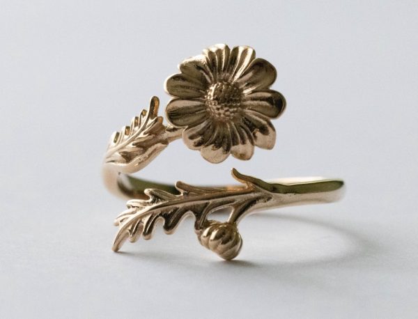 Bronze Adjustable Daisy Ring - April Birth Flower