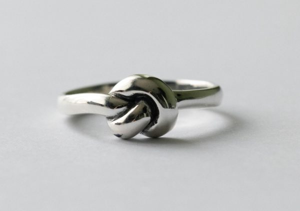 925 Sterling Silver Simple Knot Ring