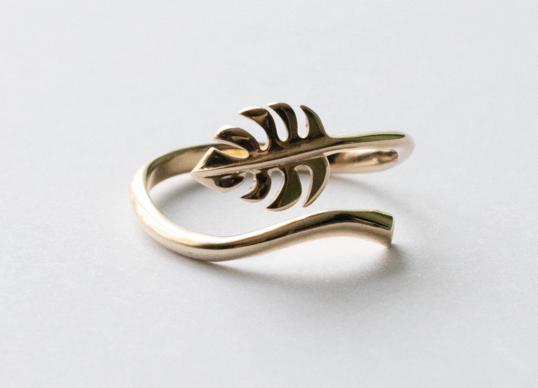 Bronze Monstera Leaf Adjustable Ring