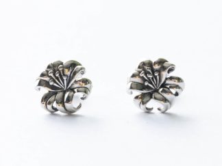 925 Sterling Silver Lily Post Earrings ( 1 pair )