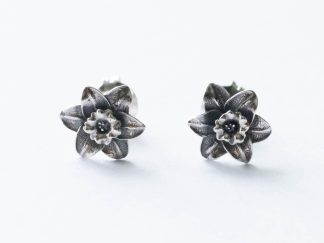 925 Sterling Silver Daffodil Post Earrings ( 1 pair )