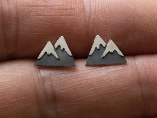 925 Sterling Silver Snow Cap Mountain Earrings ( 1 pair)