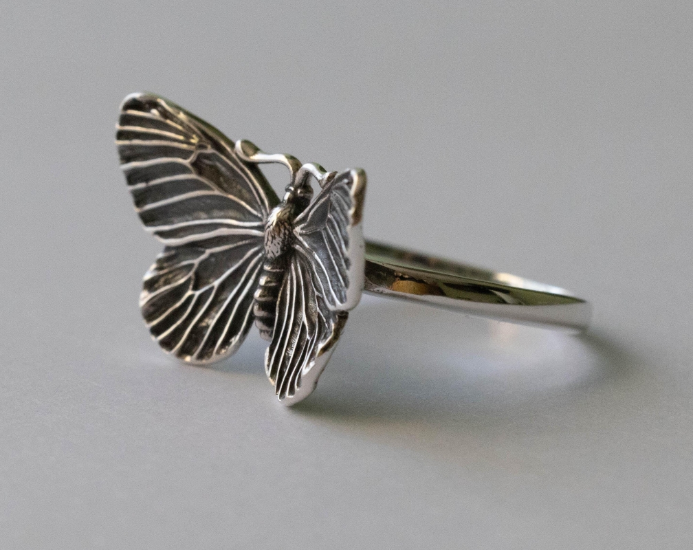 925 Sterling Silver Butterfly Ring - Image 2