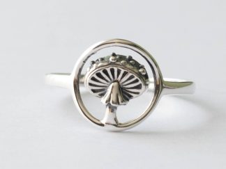 925 Sterling Silver Agaric Mushroom in a Circle Ring