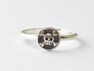 925 Sterling Silver Skull and Crossbones Ring